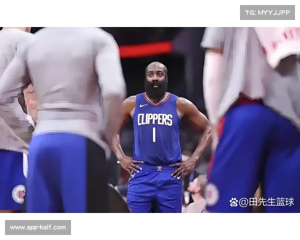 火箭五连胜升空，快船三连败陷低谷